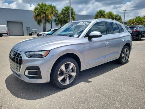 Certified 2023 Audi Q5 Prestige w/ Prestige Package AWD/4WD image 4