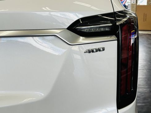 Used 2024 Cadillac XT6 Sport AWD/4WD image 13
