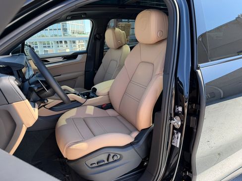 New 2026 Porsche Cayenne S AWD/4WD image 5