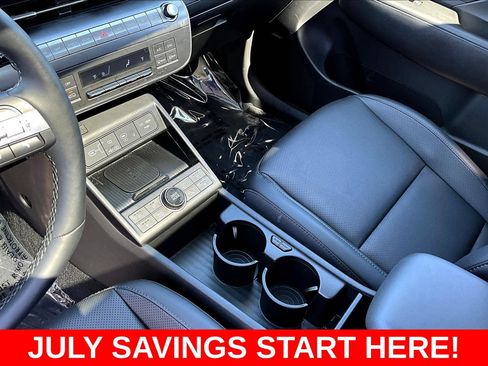 Used 2025 Hyundai Kona Limited FWD image 23