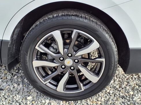 Used 2022 Chevrolet Equinox Premier FWD image 13