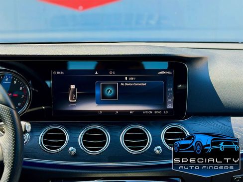 Used 2017 Mercedes-Benz E 300 image 18