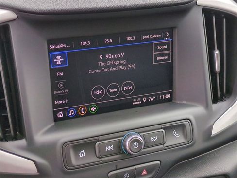 Used 2024 GMC Terrain SLE image 15