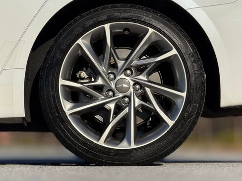 Used 2022 Genesis G70 2.0T image 18