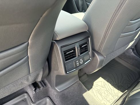New 2026 Subaru Forester Limited AWD/4WD image 31