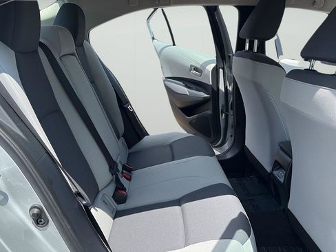 Used 2023 Toyota Corolla LE w/ Carpet Mat Package (TMS) FWD image 17