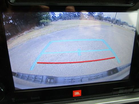 Used 2017 Toyota Tacoma Limited image 45