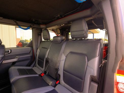 Used 2023 Ford Bronco Black Diamond image 31