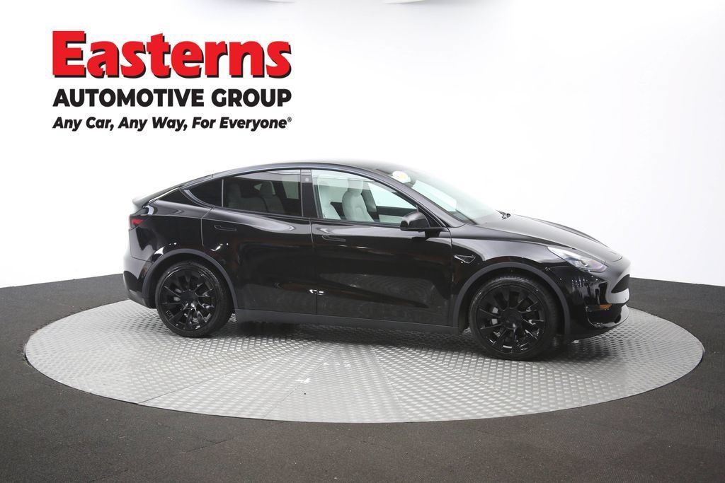 Used 2021 Tesla Model Y Long Range AWD/4WD image 41