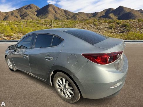 Used 2016 MAZDA MAZDA3 i Sport w/ Preferred Equipment Package image 3