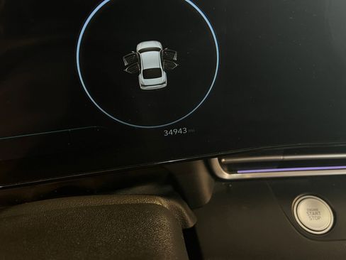 Used 2025 Hyundai Elantra SEL image 42