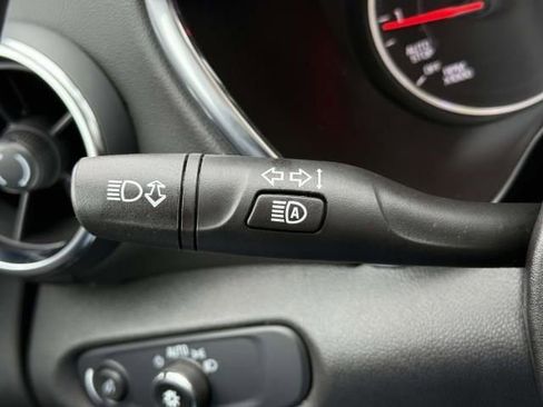 Used 2025 Chevrolet Blazer LT image 18