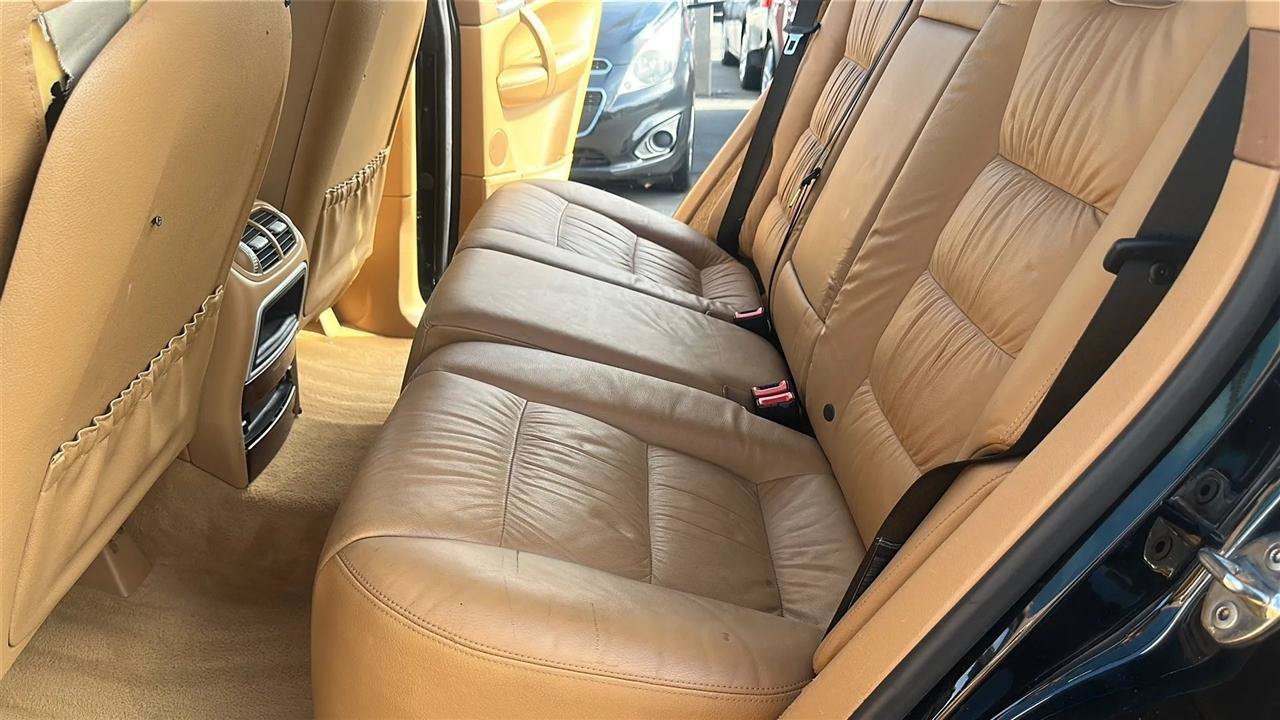Used 2006 Porsche Cayenne AWD/4WD image 27