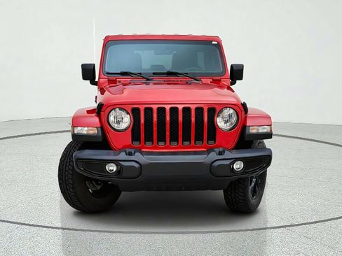 Used 2021 Jeep Wrangler Unlimited Sahara AWD/4WD image 3