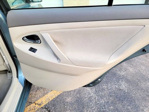 Used 2007 Toyota Camry LE image 38