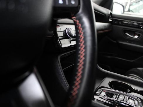 Used 2025 Honda Pilot TrailSport image 24