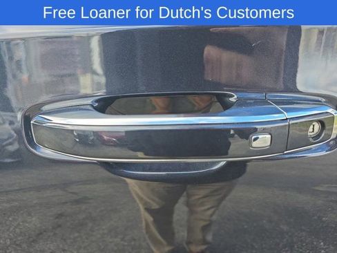 Used 2023 Chevrolet Tahoe Premier AWD/4WD image 11