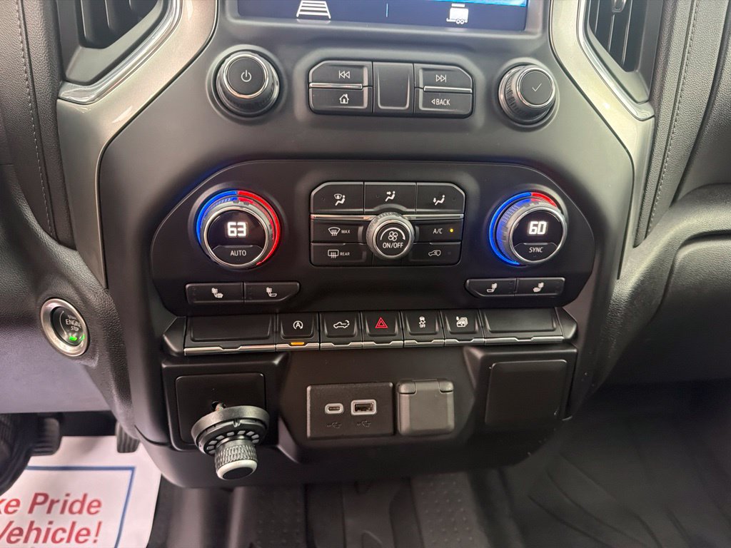 Used 2020 Chevrolet Silverado 1500 LT w/ All-Star Edition AWD/4WD image 3