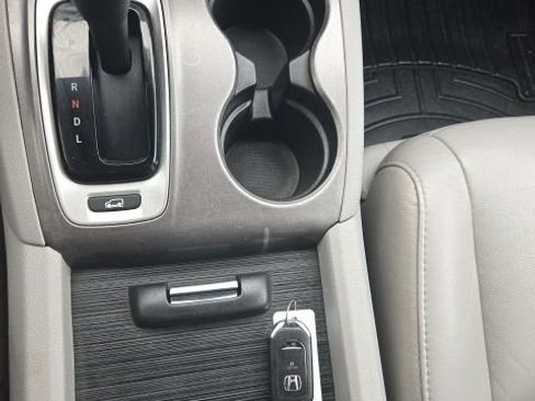 Used 2017 Honda Pilot EX-L image 28