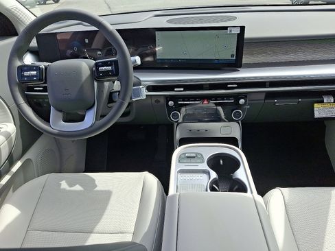 New 2026 Hyundai Ioniq 9 SEL image 10