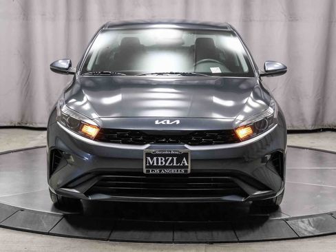 Used 2024 Kia Forte LXS w/ LXS Technology Package FWD image 6