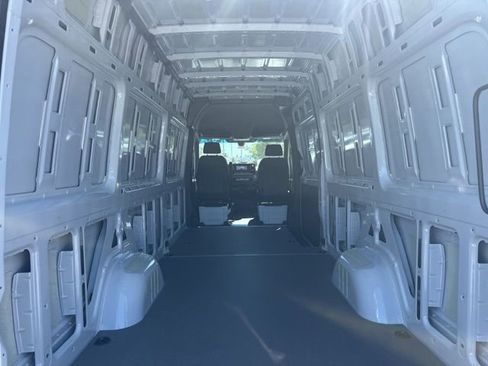 Used 2026 Mercedes-Benz Sprinter 2500 image 30