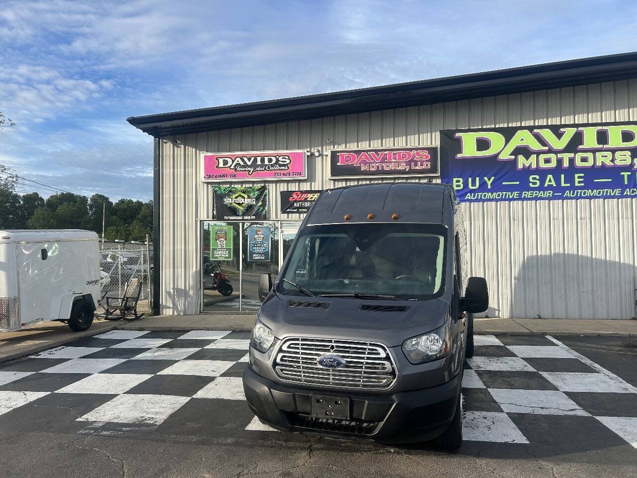 Used 2022 Ford Transit 350 148 High Roof DRW AWD image 3