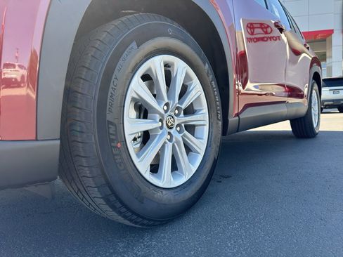 New 2026 Toyota Grand Highlander AWD Hybrid image 18