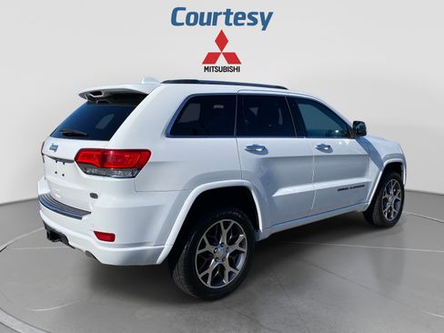 Used 2020 Jeep Grand Cherokee Overland AWD/4WD image 8