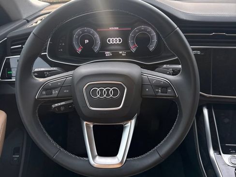 Used 2025 Audi Q8 Prestige AWD/4WD image 6