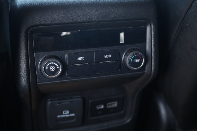 Used 2021 GMC Acadia SLT w/ Elevation Edition FWD image 24