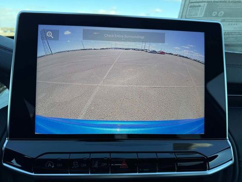 New 2026 Jeep Compass Latitude image 32