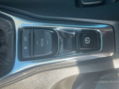 Used 2019 Chevrolet Camaro SS image 24