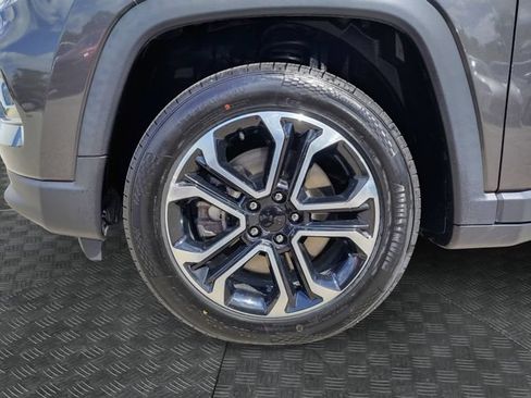 Used 2024 Jeep Compass Limited AWD/4WD image 13