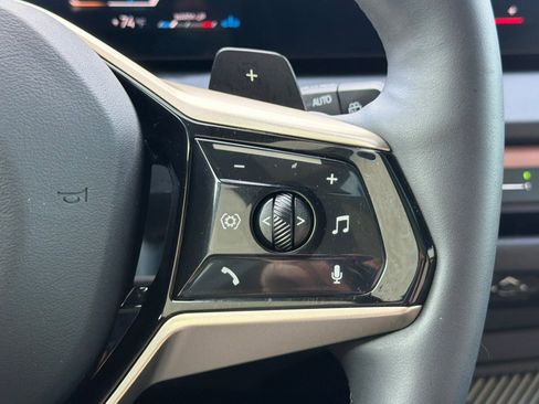 Used 2025 BMW X3 xDrive30i w/ Premium Package image 31