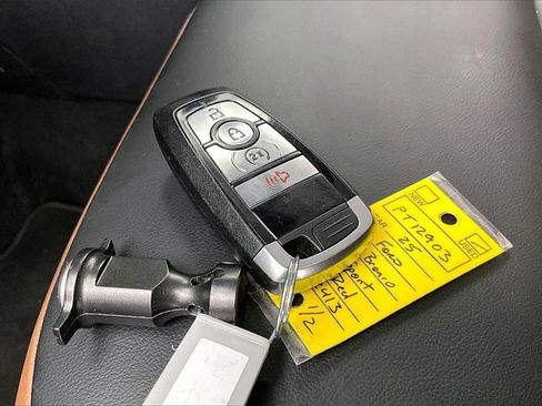 Used 2025 Ford Bronco Sport Outer Banks w/ Outer Banks Tech Package+ image 11