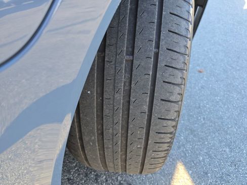 Used 2024 Audi e-tron GT Premium Plus image 30