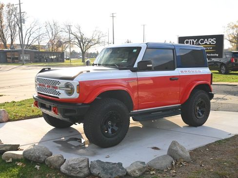 Used 2025 Ford Bronco Stroppe Edition image 9