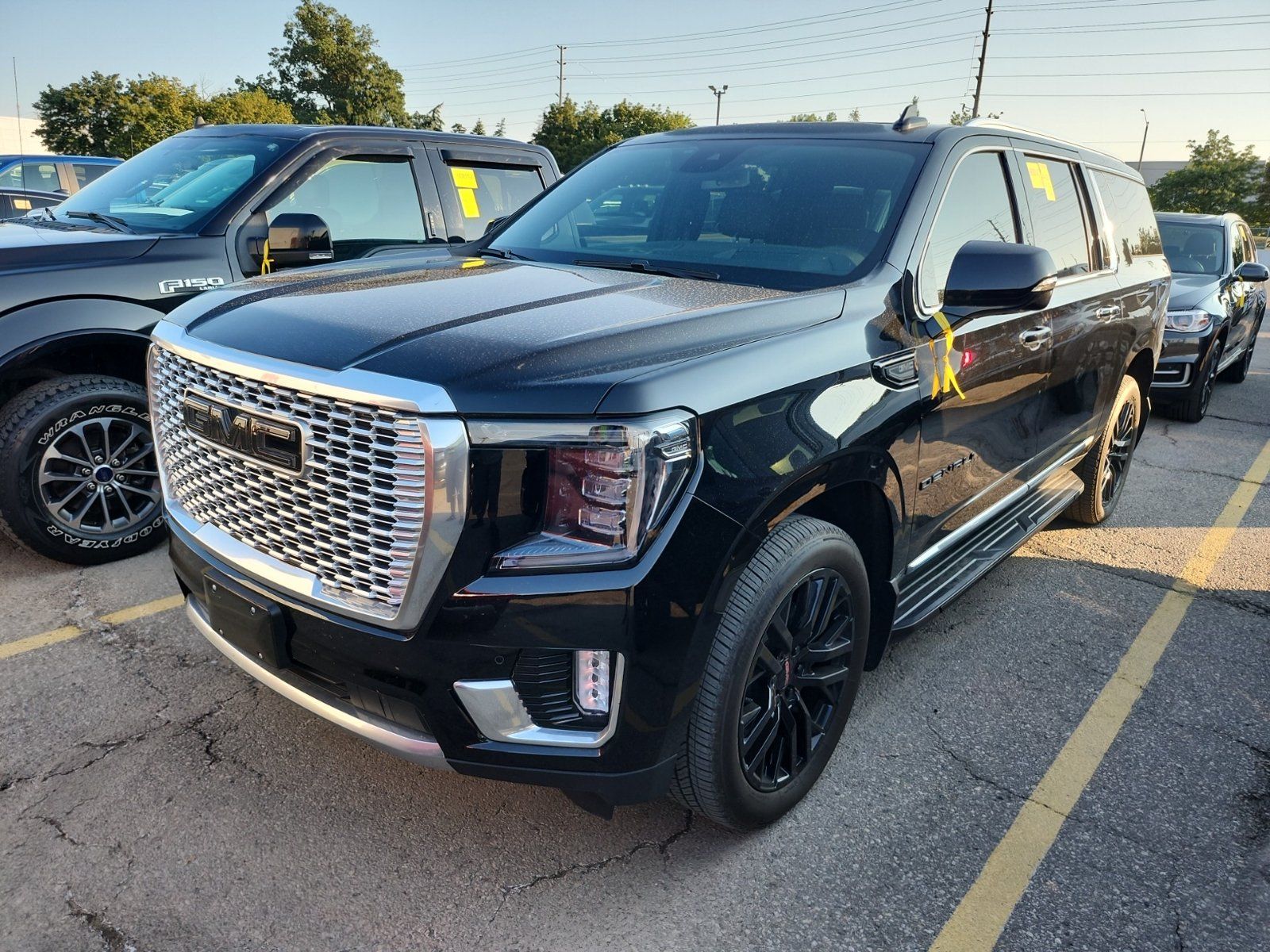 Used 2023 GMC Yukon XL Denali w/ Max Trailering Package AWD/4WD image 1