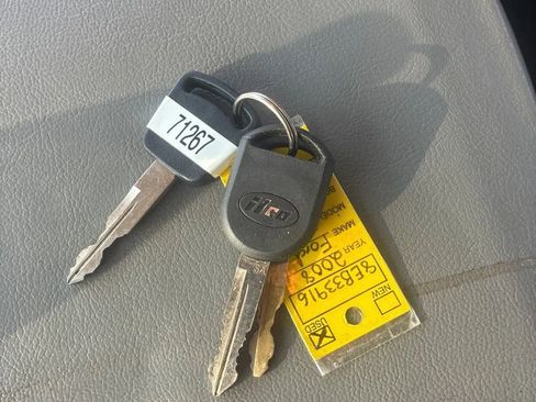 Used 2008 Ford F350 XLT image 28