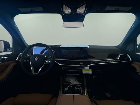 New 2026 BMW X5 xDrive40i w/ Climate Comfort Package image 26