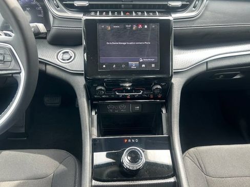 Used 2024 Jeep Grand Cherokee L Laredo AWD/4WD image 19