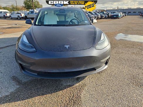 Used 2021 Tesla Model 3 Long Range image 11