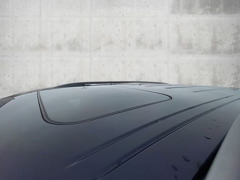 Used 2019 Nissan Armada Platinum image 22