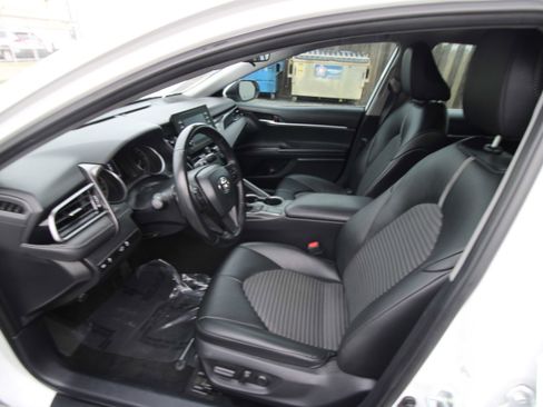 Used 2023 Toyota Camry SE image 46