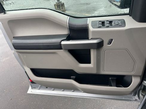 Used 2020 Ford F150 XLT image 22