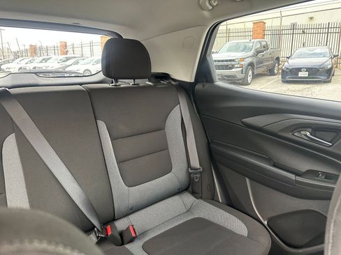 Used 2025 Chevrolet TrailBlazer LT image 35