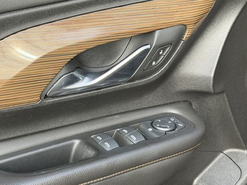 Used 2018 GMC Terrain SLE image 15