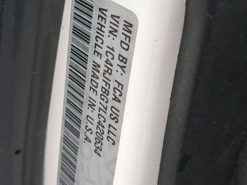 Used 2020 Jeep Grand Cherokee Limited image 33