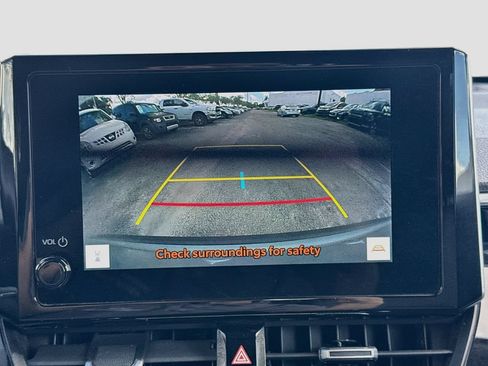 Used 2024 Toyota Corolla Cross XLE AWD/4WD image 14